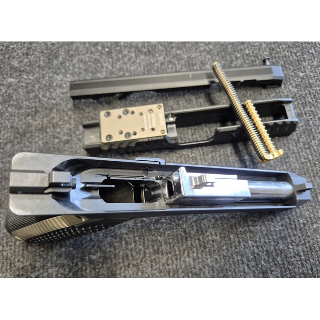 Laugo Arms Alien IPSC Retro PDO 9x19